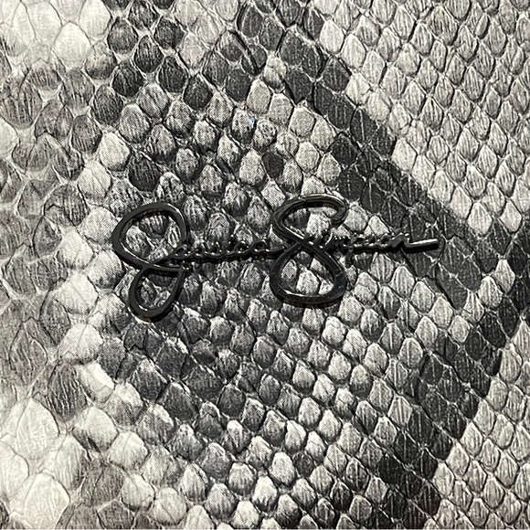 Jessica Simpson Faux Snakeskin Grey Black White Bag Crossbody Purse Tote Python - Picture 4 of 10